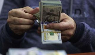 ٹرمپ انتظامیہ نےعراق کو امریکی ڈالر کی ترسیل معطل کر دی