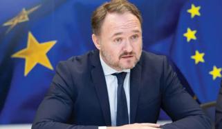 ایران جنگ سے پیدا ہونے والا بڑا توانائی بحران برسوں قیمتوں کو متاثر کر سکتا ہے: یورپی یونین توانائی سربراہ