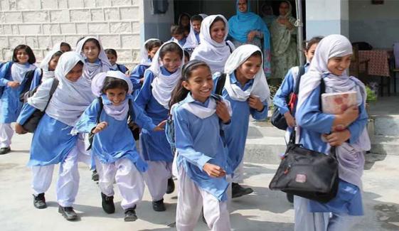 سندھ: نجی اسکولوں کے فیس نظام کیلئے نئی ہدایات جاری