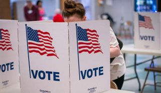  ریاست ورجینیا: ووٹرز نے کانگریس کی نشستوں کیلئے نئی حلقہ بندی سے متعلق ریفرنڈم کے حق میں ووٹ دیا