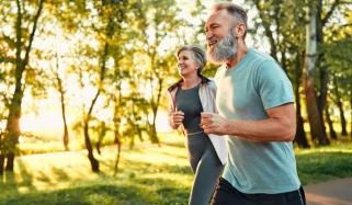 کس عمر کو بڑھاپے کا باضابطہ آغاز سمجھا جاتا ہے؟ سروے رپورٹ