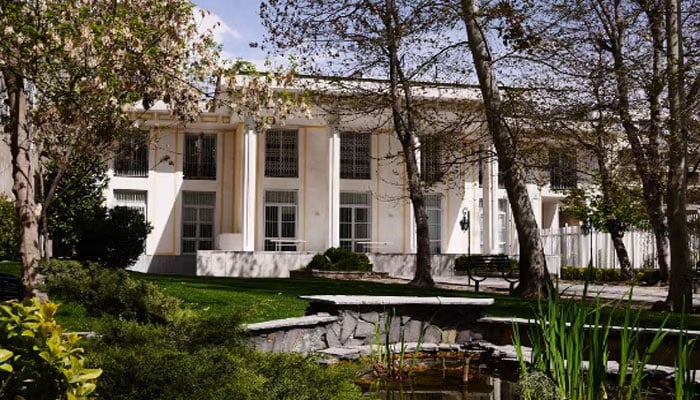 تہران میں سوئس سفارتخانے کی عمارت(فائل فوٹو)۔