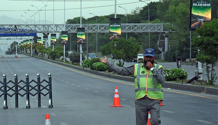 فوٹو: آن لائن