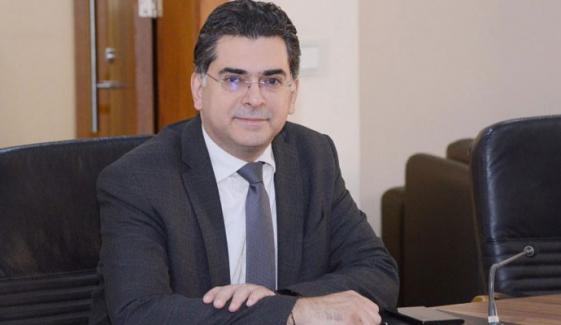 حزب اللّٰہ کو غیر مسلح کرنے کیلئے تیار ہیں: لبنانی وزیرِ اطلاعات