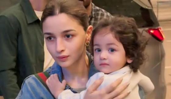 عالیہ بھٹ کی اپنی بیٹی کے مستقبل سے متعلق رائے