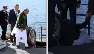 بھارتی وزیرِ دفاع دورۂِ جرمنی میں آبدوز میں گر کر پھنس گئے