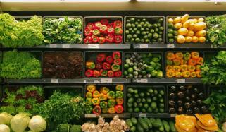 پھل و سبزیاں کینسر کا خطرہ بڑھا سکتی ہیں: نئی تحقیق میں انکشاف