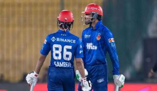 پی ایس ایل 11: اسلام آباد یونائیٹڈ نے حیدرآباد کنگزمین کو 8 وکٹوں سے ہرادیا