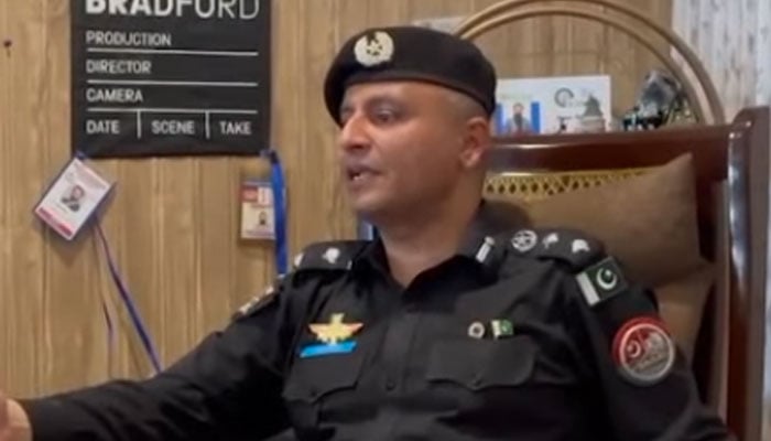 فوٹو: اسکرین گریب