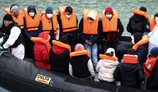 برطانیہ کا مسترد افغان پناہ گزینوں کی واپسی پر غور