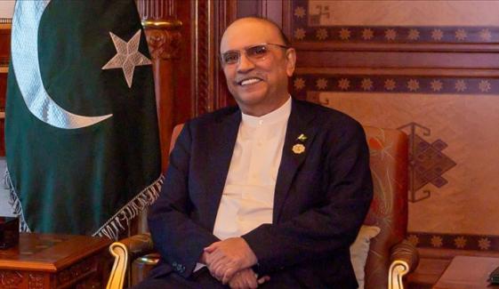 صدر آصف علی زرداری چین کے شہر چانگشا پہنچ گئے