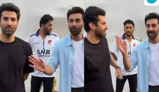 رنبیر کپور نے آدتیہ رائے کپور کیساتھ تصویر کھنچوانے سے مذاقاً انکار کردیا