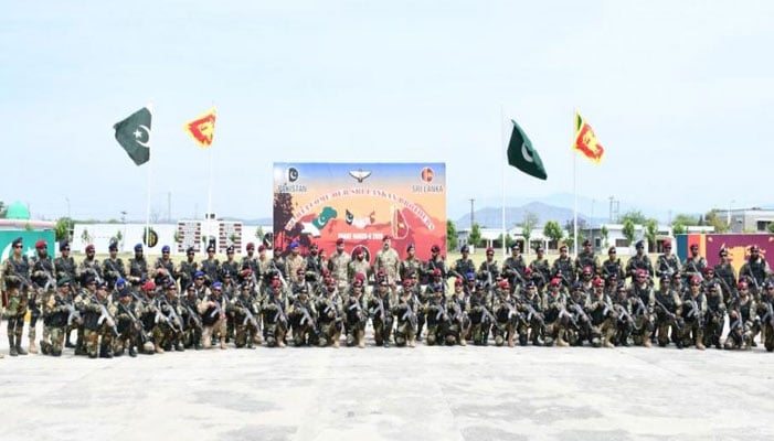 فوٹو: آئی ایس پی آر