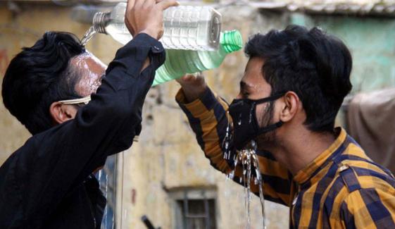 کراچی میں شدید گرمی، ماہرین صحت کا شہریوں کو احتیاطی تدابیر اختیار کرنے کا مشورہ