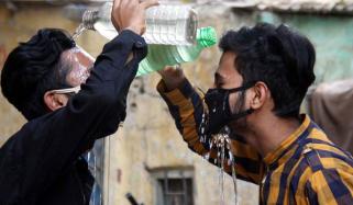 کراچی میں شدید گرمی، ماہرین صحت کا شہریوں کو احتیاطی تدابیر اختیار کرنے کا مشورہ