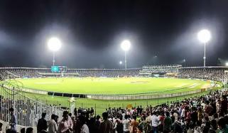 پی ایس ایل پلے آف میچز کیلئے تماشائیوں کی اجازت مل گئی