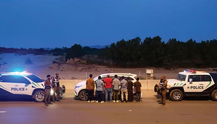 سعودی حج سیکیورٹی فورسز کی کاررائیوں کا ایک منظر(تصویر سوشل میڈیا)۔