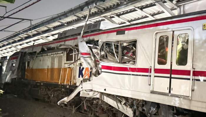 Indonesia train crash kills at least 14 as rescuers search wreckage