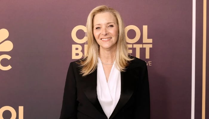 Lisa Kudrow blasts Friends writers over brutal treatment, risqué remarks on costars