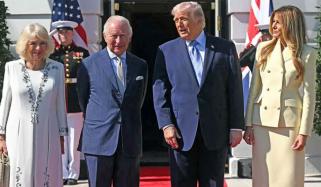 برطانوی شاہ چارلس اور ملکہ کمیلا وائٹ ہاؤس پہنچ گئے، ٹرمپ نے استقبال کیا