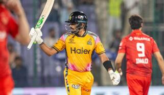 آپ جب گر کر واپس آتے ہیں تو کافی اچھا محسوس کرتے ہیں: بابر اعظم