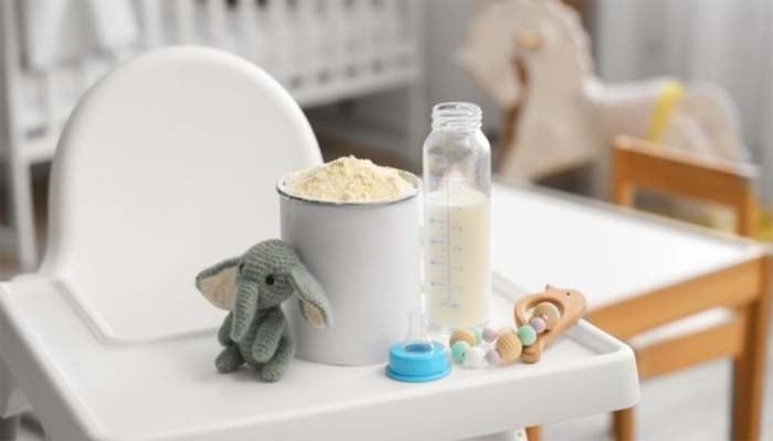 FDA finds infant formula safe, reports low contaminant levels nationwide