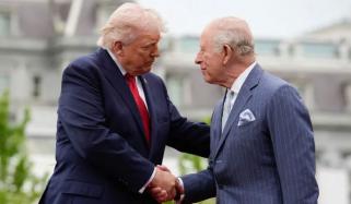 ایران پر ٹرمپ اور شاہ چارلس کی نجی گفتگو منظرِ عام پر آنے کے بعد شاہی محل نے خاموشی توڑ دی