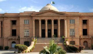 سندھ ہائی کورٹ نے ماتحت عدالت کا شناختی کارڈ بلاک کرنے کا حکم کالعدم قرار دیدیا