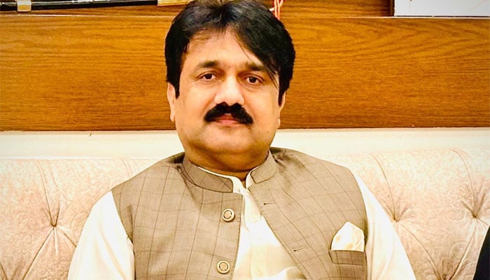 پی ٹی آئی کے شفقت عباس نے 2 ماہ میں اسمبلی سے نکالے جانے کا دعویٰ کردیا