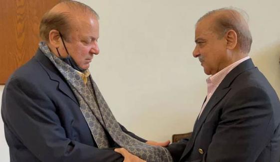 وزیراعظم کی جاتی امرا میں نواز شریف سے ملاقات