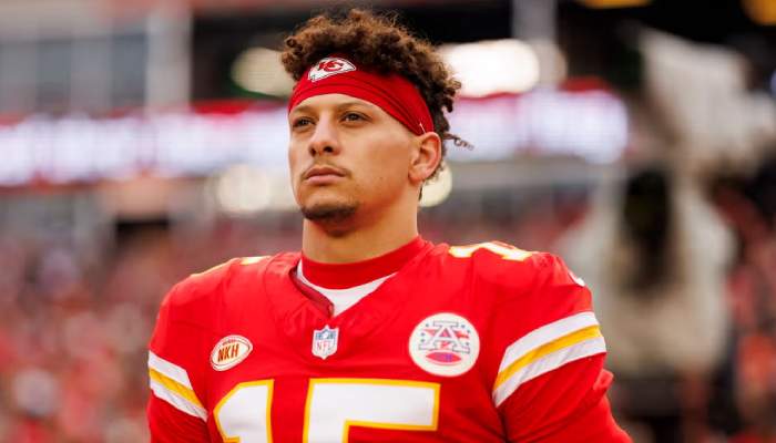 Patrick Mahomes to join Chiefs ‘way ahead of schedule’ as rehab progresses
