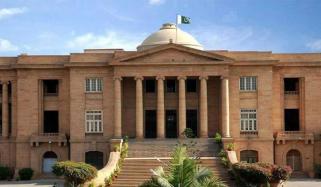 جسٹس ثمن رفعت کی روسٹر میں شمولیت، سندھ ہائیکورٹ کے ججز کی تعداد کتنی ہو گئی؟