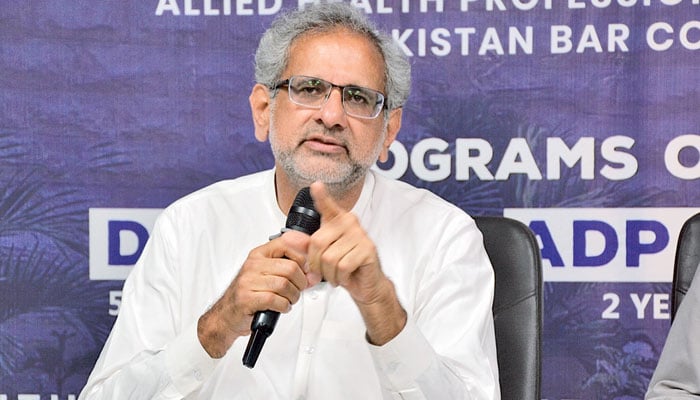 نظام بدلنا ہوگا: انتخابات چراکر حکم رانی کرنے سے ملک آگے نہیں جائے گا