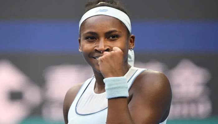 Coco Gauff defends teenager Tereza Valentova at Italian Open, reaches third round