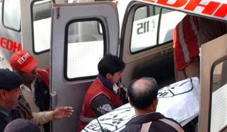 کراچی : گلشن معمار میں پانی کے گڑھے میں نہاتے ہوئے ڈوب کر 2 بچے جاں بحق