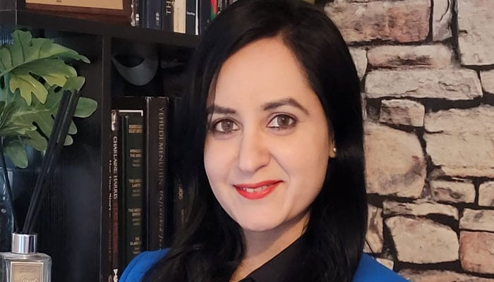 لندن، برٹش پاکستانی خاتون کو نواحی کونسل سے پہلی مسلمان اور پاکستانی کونسلر منتخب ہونے کا اعزاز حاصل