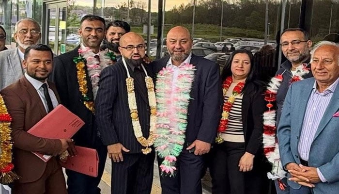 لندن، برٹش پاکستانی خاتون کو نواحی کونسل سے پہلی مسلمان اور پاکستانی کونسلر منتخب ہونے کا اعزاز حاصل