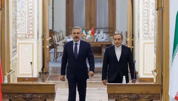 Iran and Turkey review Pakistan-mediated talks with Washington