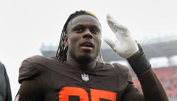 Los Angeles Chargers sign TE David Njoku: Contract details and impact for Justin Herbert