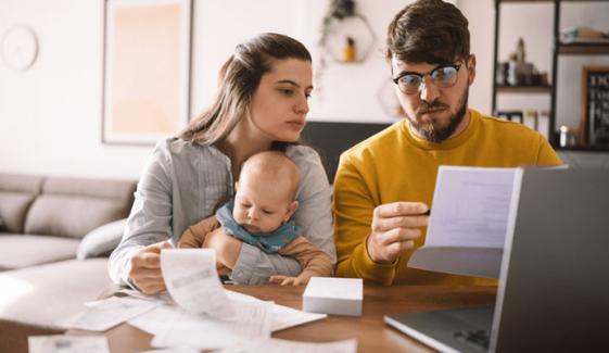  امریکا میں مہنگی زچگی کے سبب ماں بننا مشکل ترین قرار