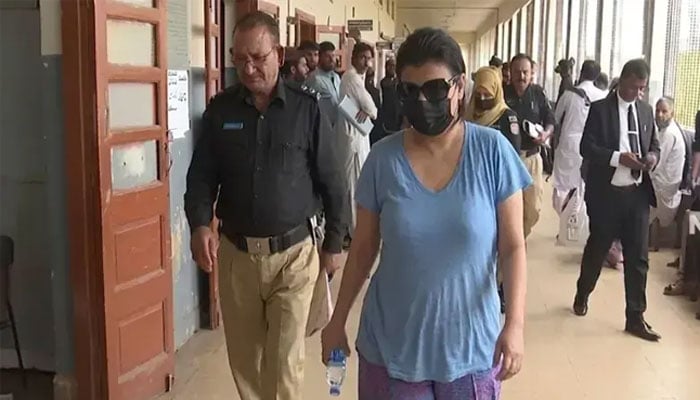 منشیات فروش خاتون کے مقدمے میں پولیس کی مبینہ غفلت سامنے آگئی