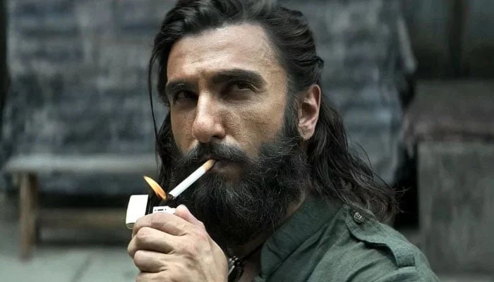 Is Dhurandhar 2 already on Netflix with a surprise uncut scene?