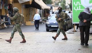 مغربی کنارہ: اسرائیلی فوج اور قابضین کے حملے جاری، 16 سالہ فلسطینی نوجوان شہید