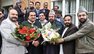 برسلز: پاکستانی سفیر رحیم حیات قریشی کو ستارۂ امتیاز سے نواز دیا گیا