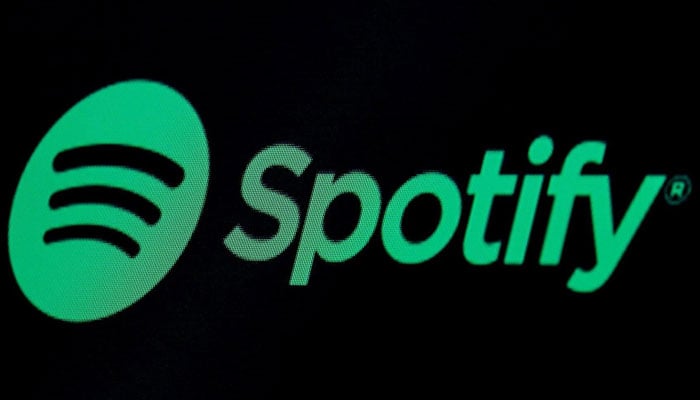 Is Spotify down? Music streamer faces disruption after Drakes three albums release