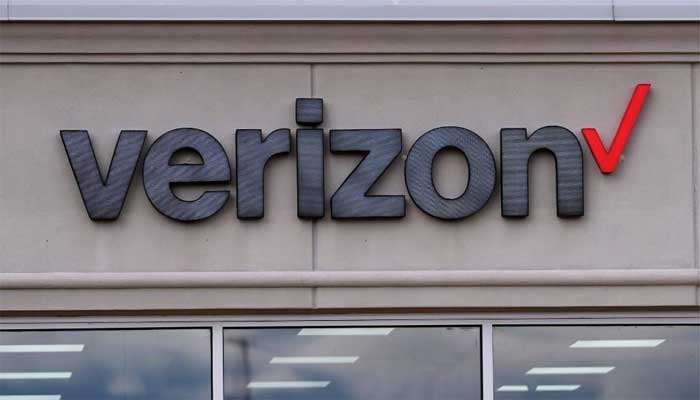 Verizon receives FCC approval for $1 billion spectrum acquisition