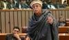 حکومت بتائے بانیٔ پی ٹی آئی سے کب ملاقات کروائے گی؟ محمود خان اچکزئی کا ایوان میں سوال
