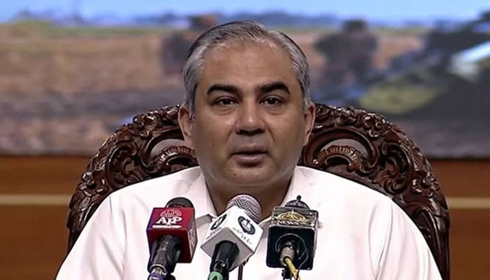 محسن نقوی تہران پہنچ گئے، ایرانی حکام سے ملاقاتیں کریں گے، ذرائع