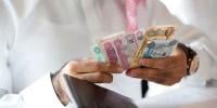 UAE میں نجی کمپنیوں کیلئے تنخواہیں وقت پر دینا لازمی قرار