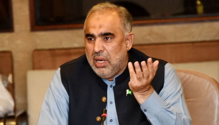 پاکستان تحریکِ انصاف (پی ٹی آئی) کے رہنما اسد قیصر—فائل فوٹو